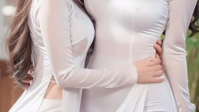 역시 아오자이?